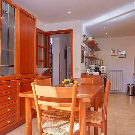 Villa Natino With Pool And Garden Mandra Capreria