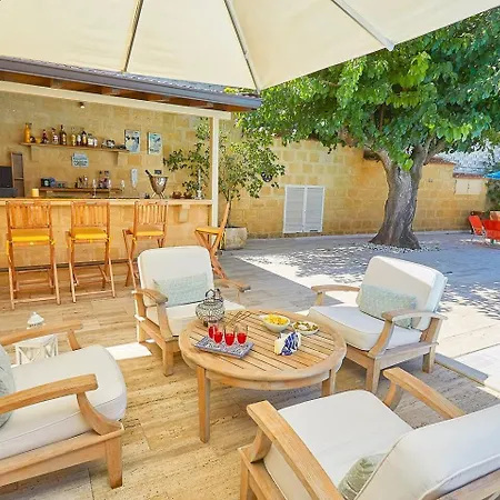 Natino With Pool And Garden Mandra Capreria