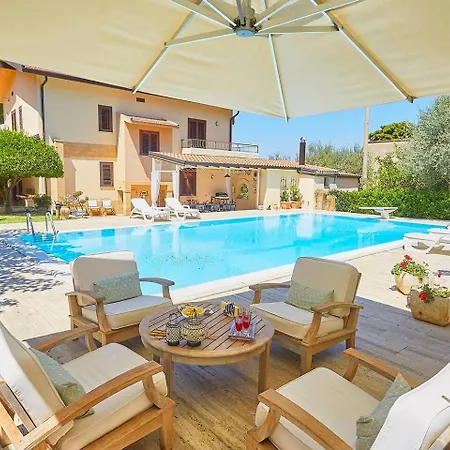 Natino With Pool And Garden Villa *